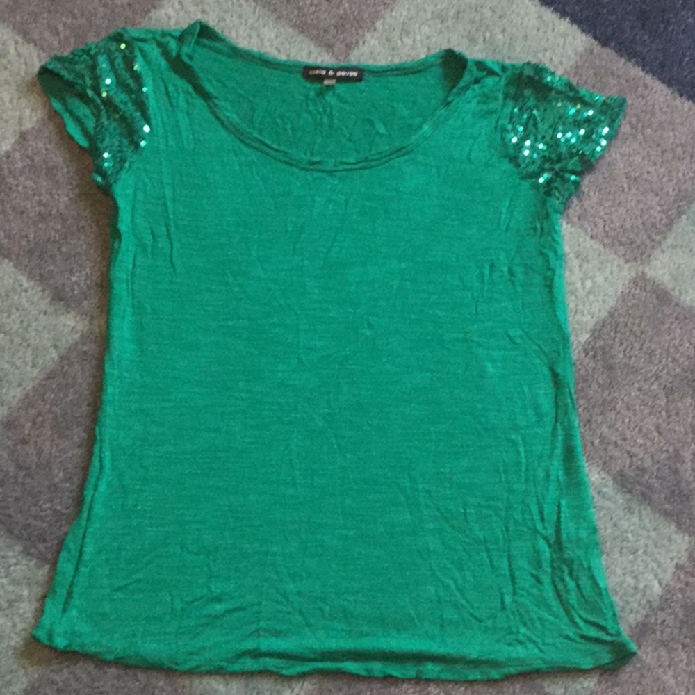 Cable & Gauge Green Sequin T-SHIRT